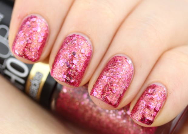 Marry and Bright Nails for Holiday Season 22 Gorgeous Ideas (15)