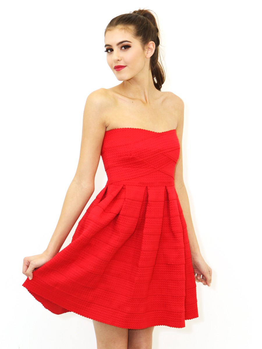 15 Gorgeous Red Dresses For Valentines Day Style Motivation 