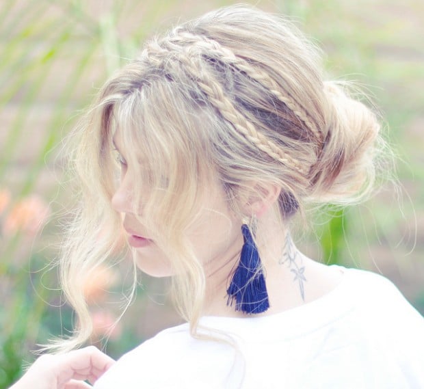17 Romantic Hairstyle Ideas and Tutorials  (3)