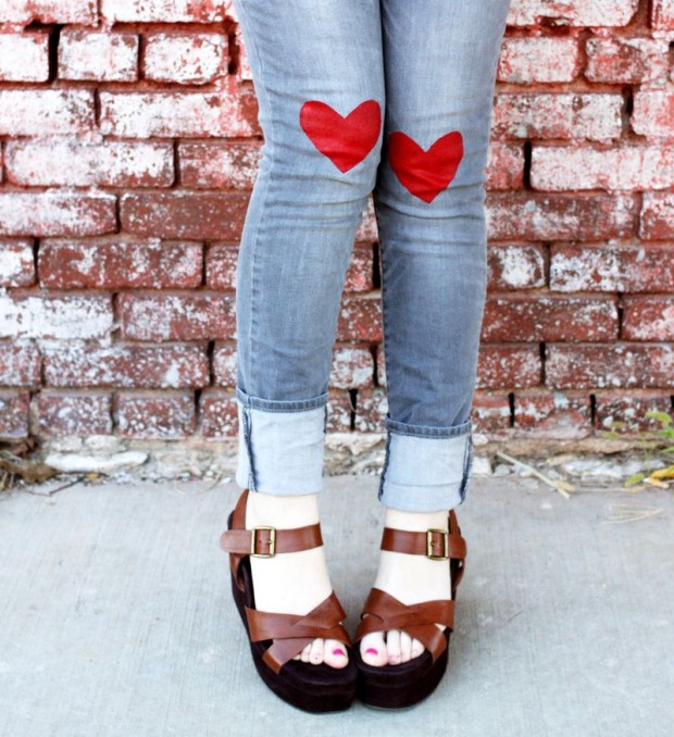 18 Adorable DIY Clothes and Accessories Projects for Valentine’s Day (2)