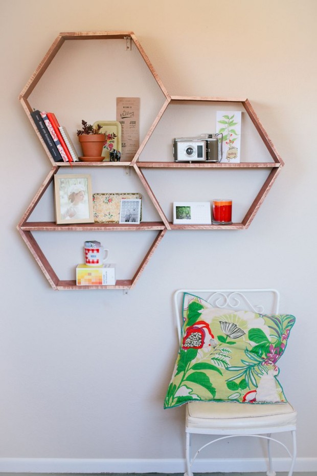 18 Interesting and Useful DIY Shelves for Your Home (1)