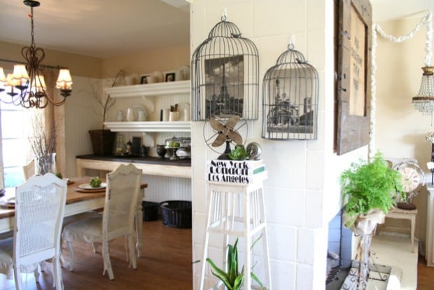 20 Creative Decorating Ideas with Bird cages for Vintage Home Look (16)