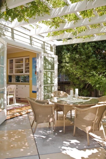 20 Outdoor Breakfast Nook Ideas for Bright and Beautiful Morning (15)