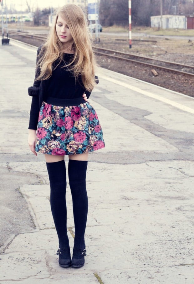 How to Wear Knee High Socks 19 Stylish Outfit Ideas (9)