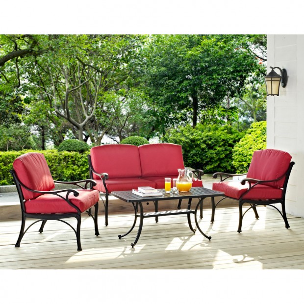 16 Relaxing Patio Conversation Set Designs for Spring (2)