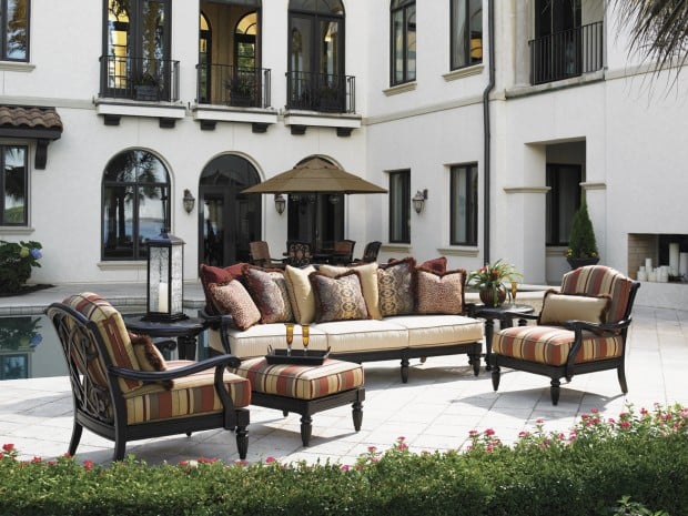 16 Relaxing Patio Conversation Set Designs for Spring (3)
