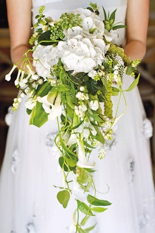 17 Romantic Spring Wedding Bouquets (3)