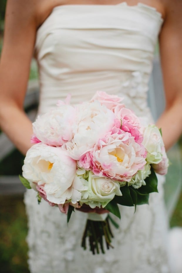 17 Romantic Spring Wedding Bouquets (7)