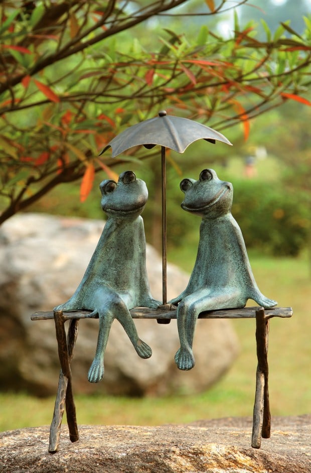 garden frog animal statues funny statue sculpture outdoor decorations cute decor lovers figurines entertaining spring reflects sense different spi wildorchidquilts