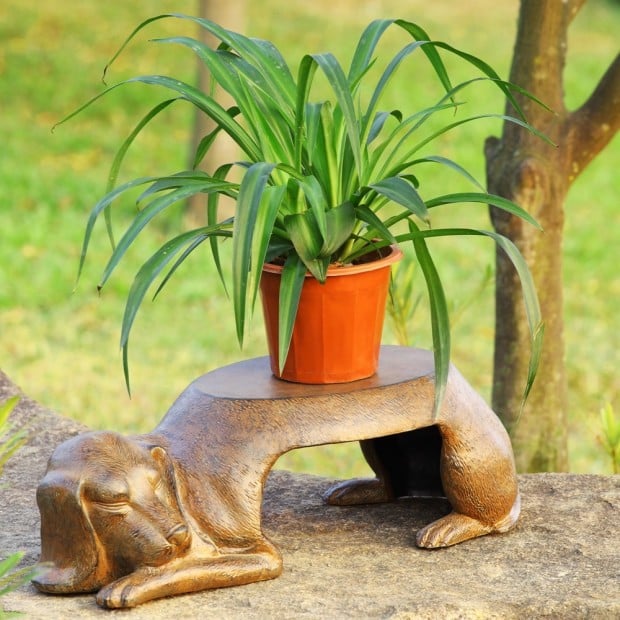 19 Entertaining Animal Statue Outdoor Spring Decorations (3)