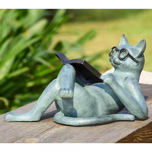 19 Entertaining Animal Statue Outdoor Spring Decorations (5)