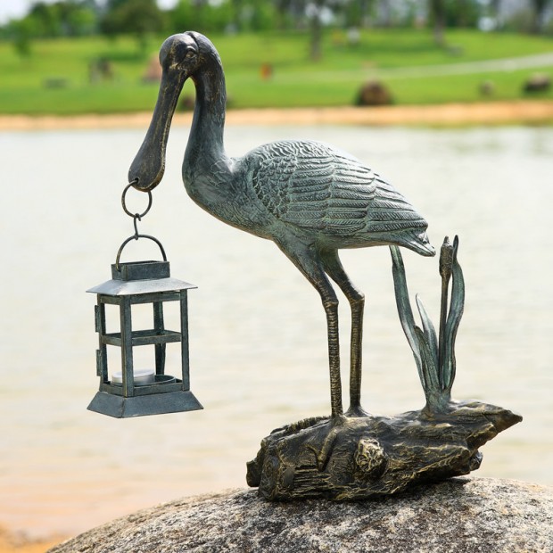 19 Entertaining Animal Statue Outdoor Spring Decorations (9)