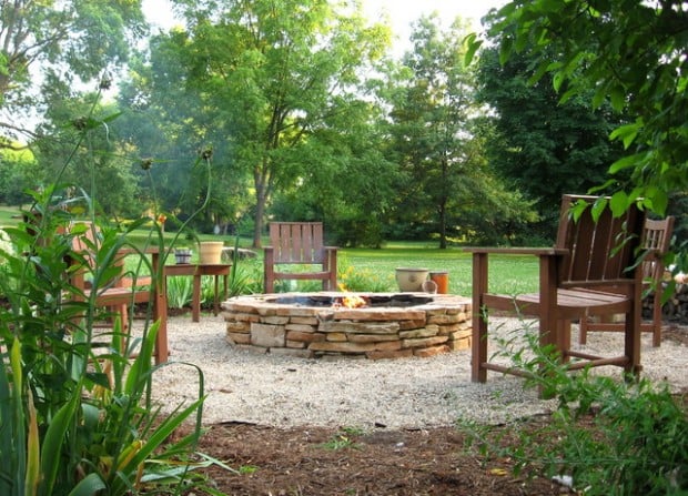 20 Great Fire Pit Ideas for Your Outdoor Area (1)