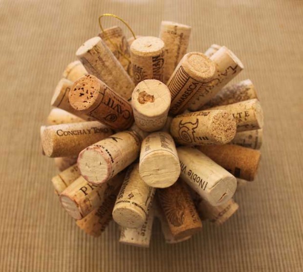 22 Creative and Useful DIY Ideas with Wine Cork (16)