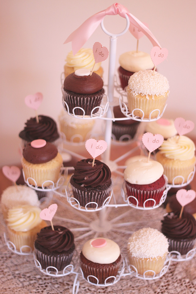 How to Organize The Best Bridal Shower At Home 22 Ideas That Your