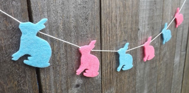 15 Awesome Handmade Easter Banner Decorations (5)