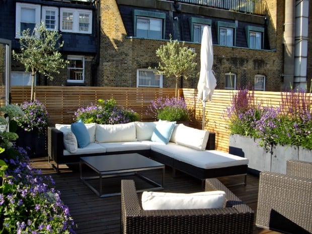 18 Great Design Ideas for Small City Backyards (12)