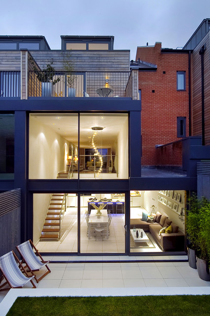 18 Modern Glass House Exterior Designs (6)