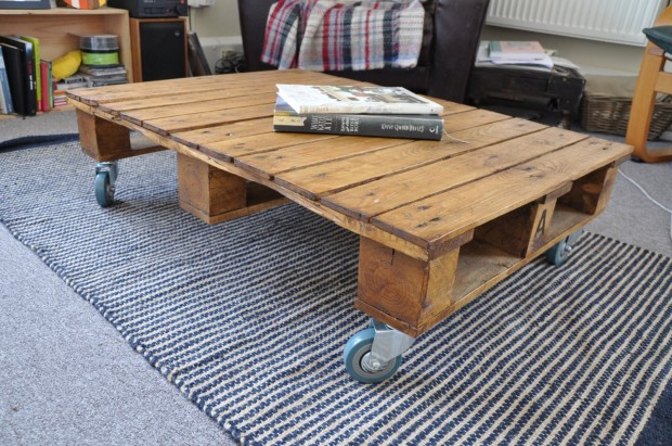 18 Useful and Easy DIY Ideas to Repurpose Old Pallet Wood (7)