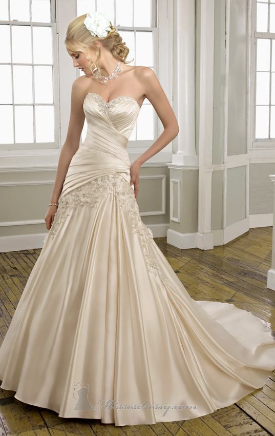20 Elegant Strapless Wedding Dresses (3)
