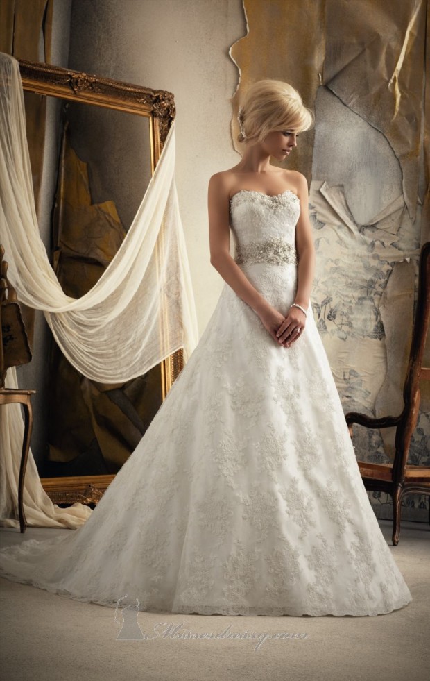 20 Elegant Strapless Wedding Dresses (4)