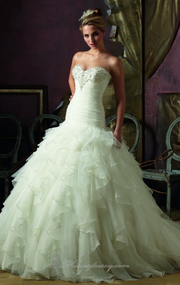 20 Elegant Strapless Wedding Dresses (6)