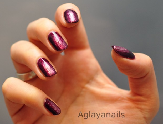 24 Beautiful Purple Nail Art Ideas (8)