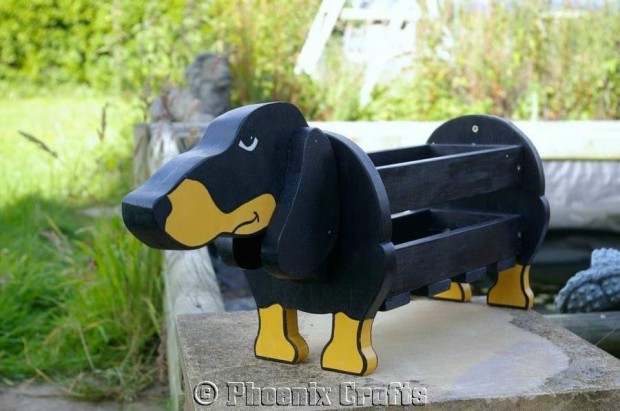 24 Outstandingly Cute DIY Canine Planters (14)