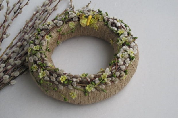 26 Creative and Easy Handmade Easter Wreath Designs (11)