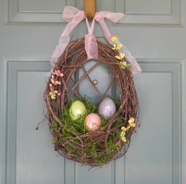 26 Creative and Easy Handmade Easter Wreath Designs (14)