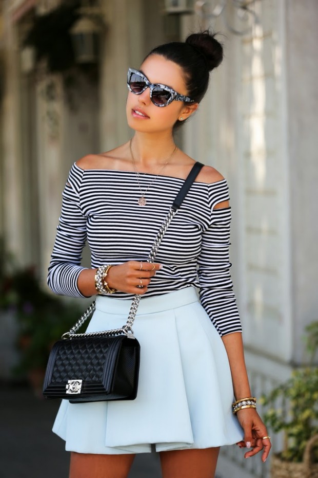 22 Dynamic Combinations of Black & White Stripes