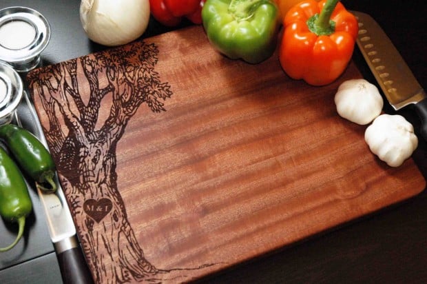 15 Beautiful Handmade Cutting Board Gifts (11)