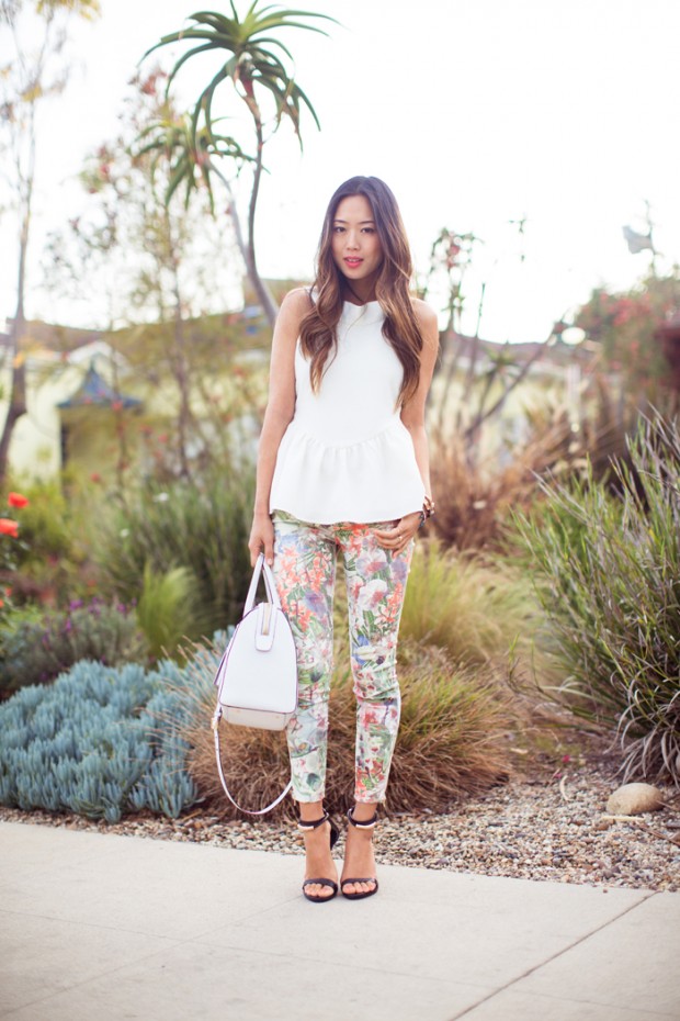 17 Amazing Outfit Ideas with Floral Pants (1)