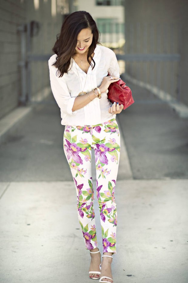 17 Amazing Outfit Ideas with Floral Pants (7)