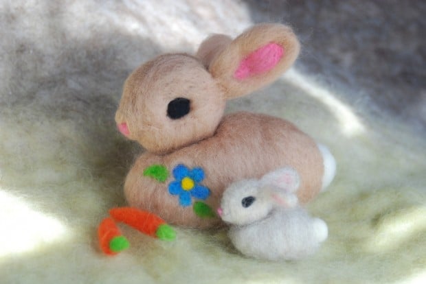 17 Cute & Handmade Needle Felted Easter Decorations (13)