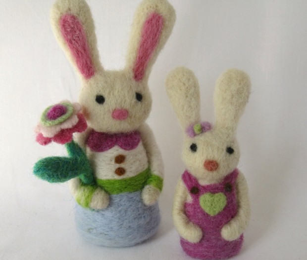 17 Cute & Handmade Needle Felted Easter Decorations (4)