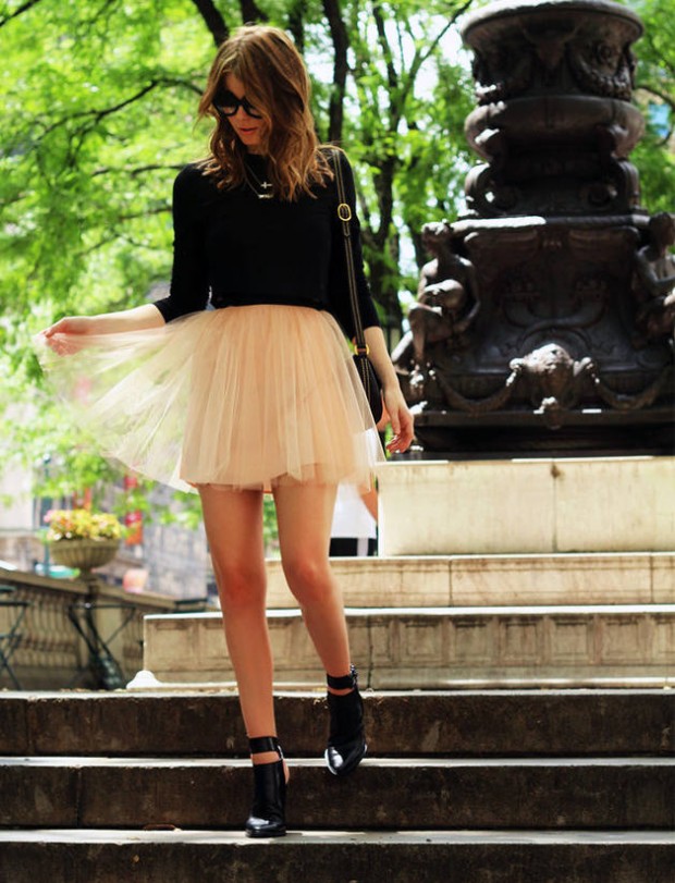 17 Outfit Ideas with Tulle Skirts for Romantic Look (13)