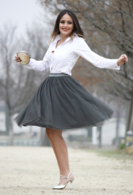 17 Outfit Ideas with Tulle Skirts for Romantic Look (5)