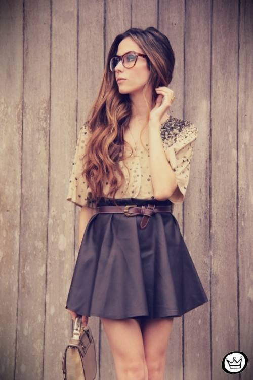 20 Outfits with Skirts for Trendy Chic Spring Look (3)