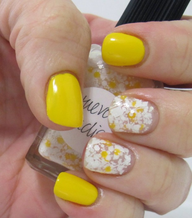 Different Shades of Yellow on Your Nails for Crazy Summer Nail Design (13)
