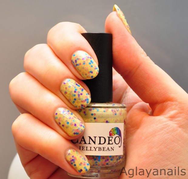 Different Shades of Yellow on Your Nails for Crazy Summer Nail Design (4)