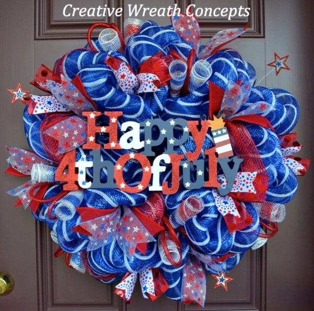 15 Festive Handmade 4th of July Wreath Designs (6)