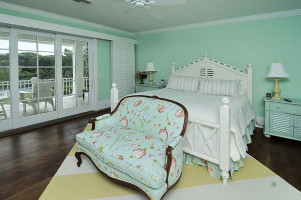Pastel and Soft Colors for Perfect Relaxation Atmosphere in Your Bedroom (18)