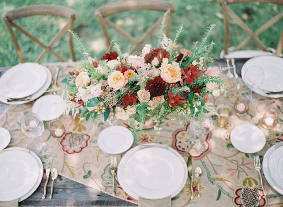 20 Romantic Decor Ideas for Fall Themed Wedding  (12)