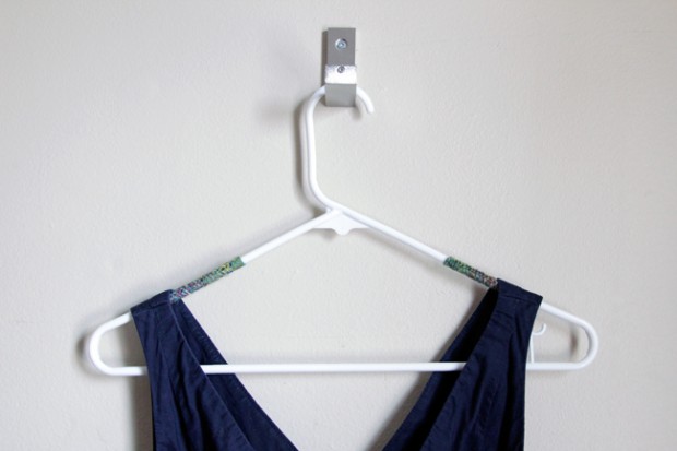 17 Clever DIY Clothing Organization Hacks  (10)