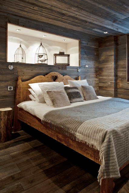 wooden bedroom (15)