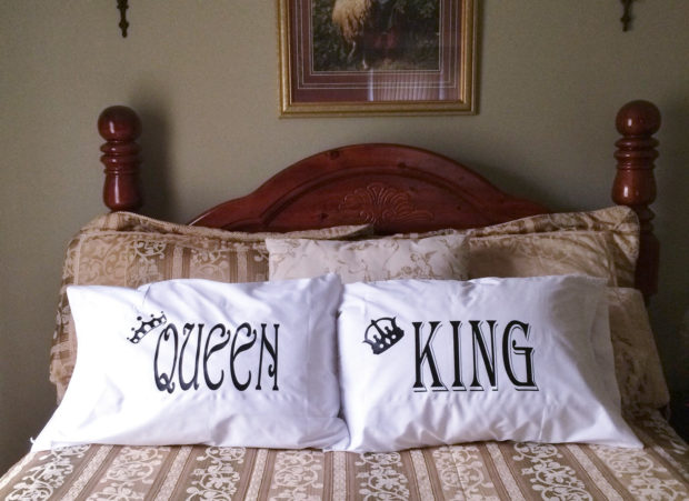 16 Amusing Decorative Pillow Designs That Make The Perfect Gifts (5)