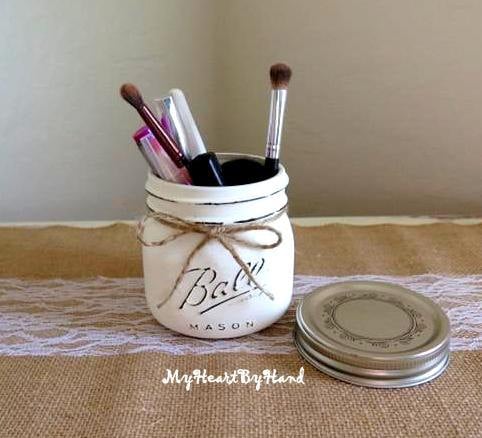 17 Chic Handmade Makeup Organizer & Beauty Station Ideas Youll Love