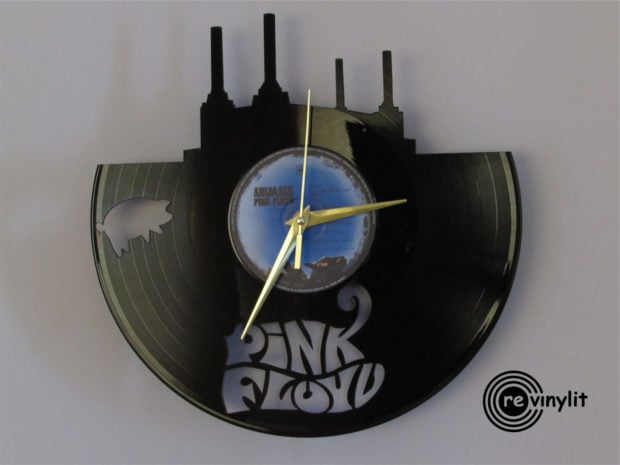 17 Inspirational Handmade Wall Clock Ideas That You Can Express Yourself With (12)