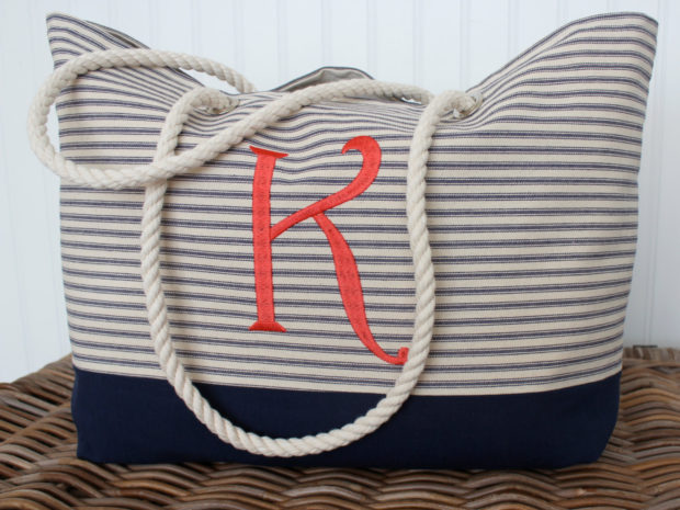 18 Must Have Handmade Beach Bag Designs To Take Your Stuff To The Beach (14)